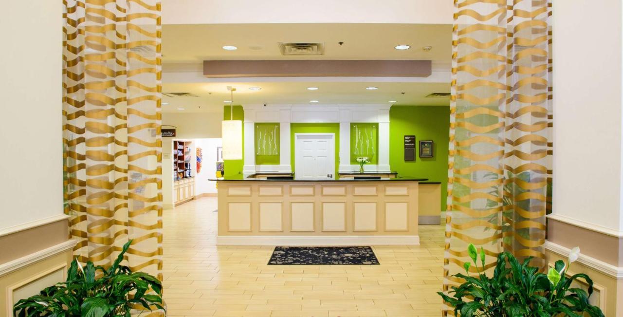 Hilton Garden Inn Rochester Downtown Екстер'єр фото