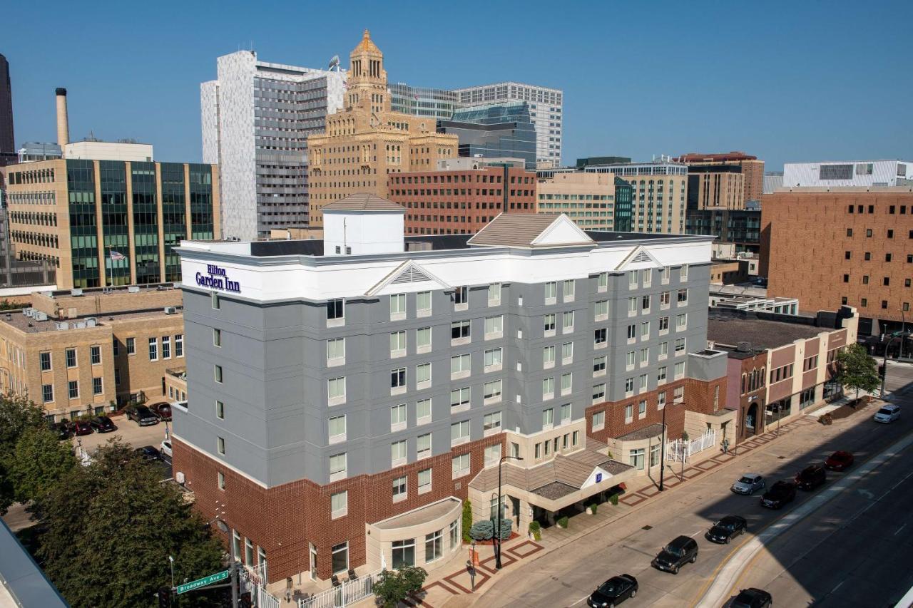Hilton Garden Inn Rochester Downtown Екстер'єр фото