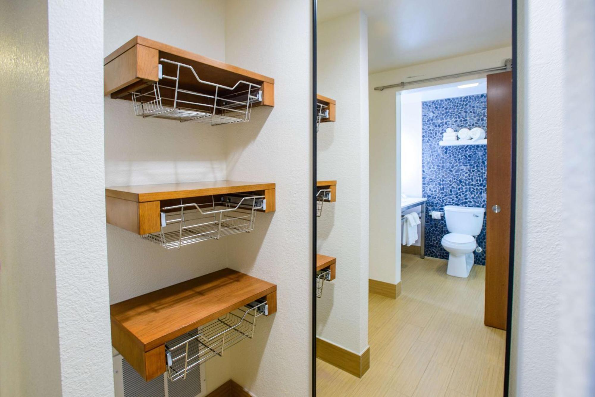 Hilton Garden Inn Rochester Downtown Екстер'єр фото