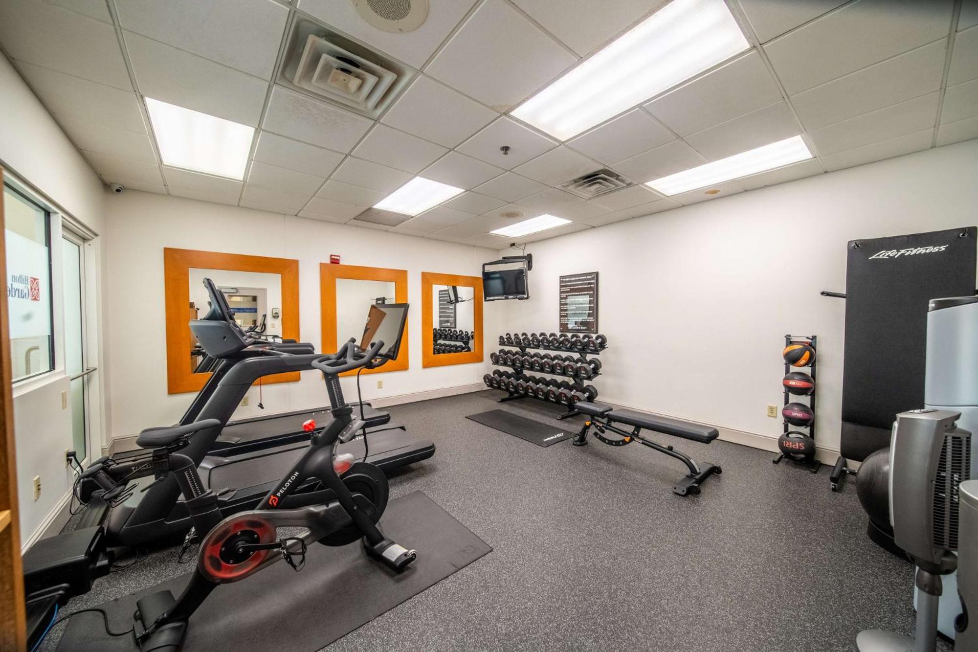 Hilton Garden Inn Rochester Downtown Екстер'єр фото