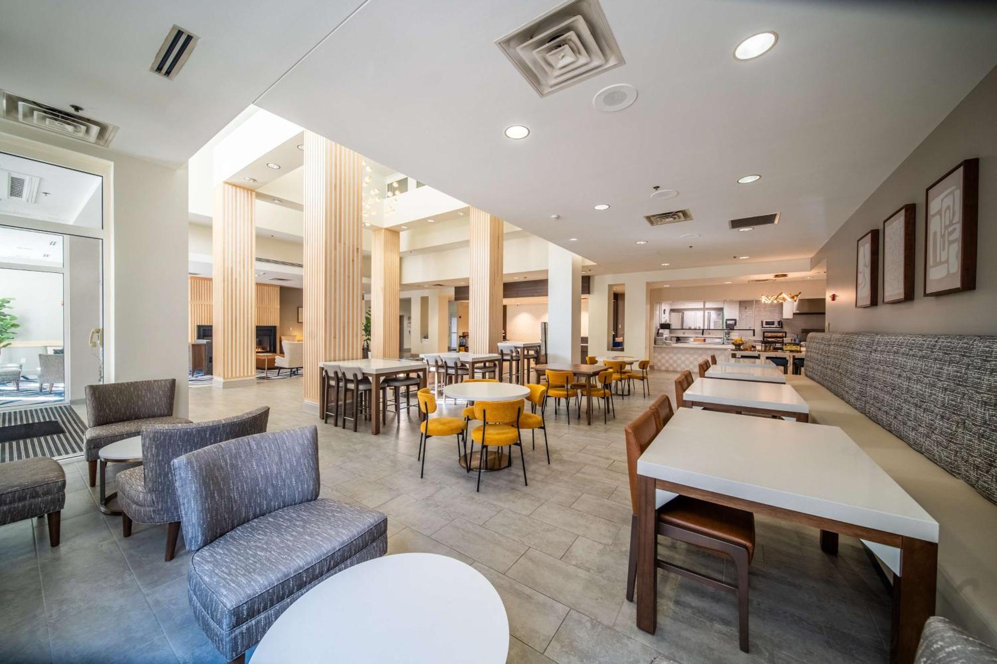 Hilton Garden Inn Rochester Downtown Екстер'єр фото