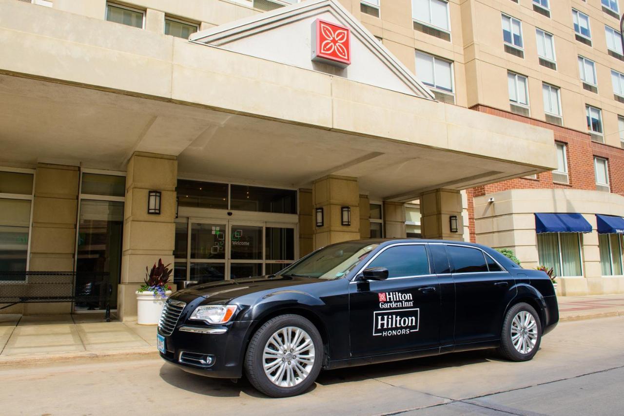 Hilton Garden Inn Rochester Downtown Екстер'єр фото